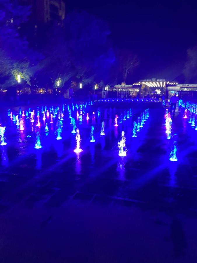 Holiday Centrum Ереван Экстерьер фото